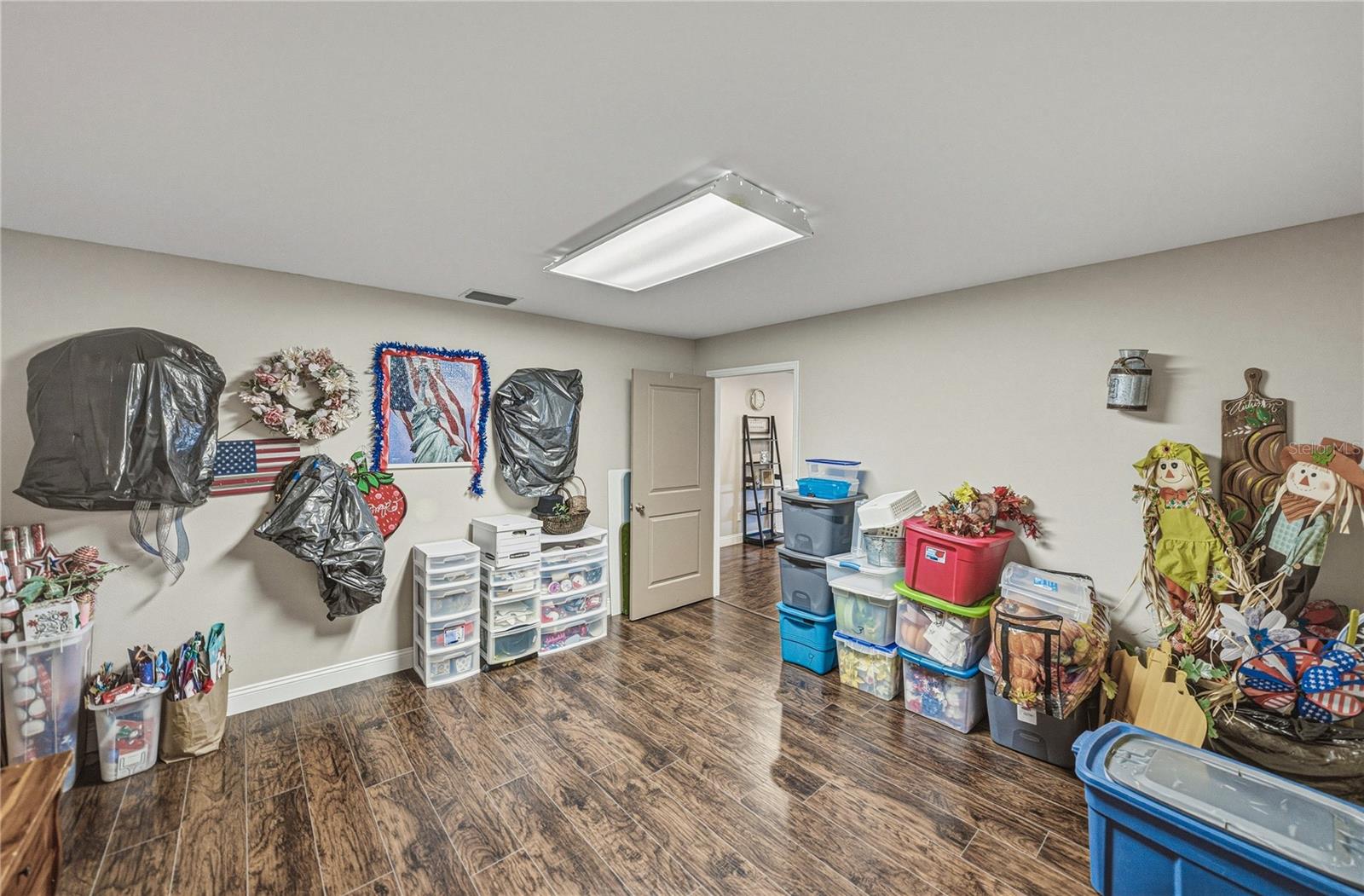 WALDEN POINTE - Residential