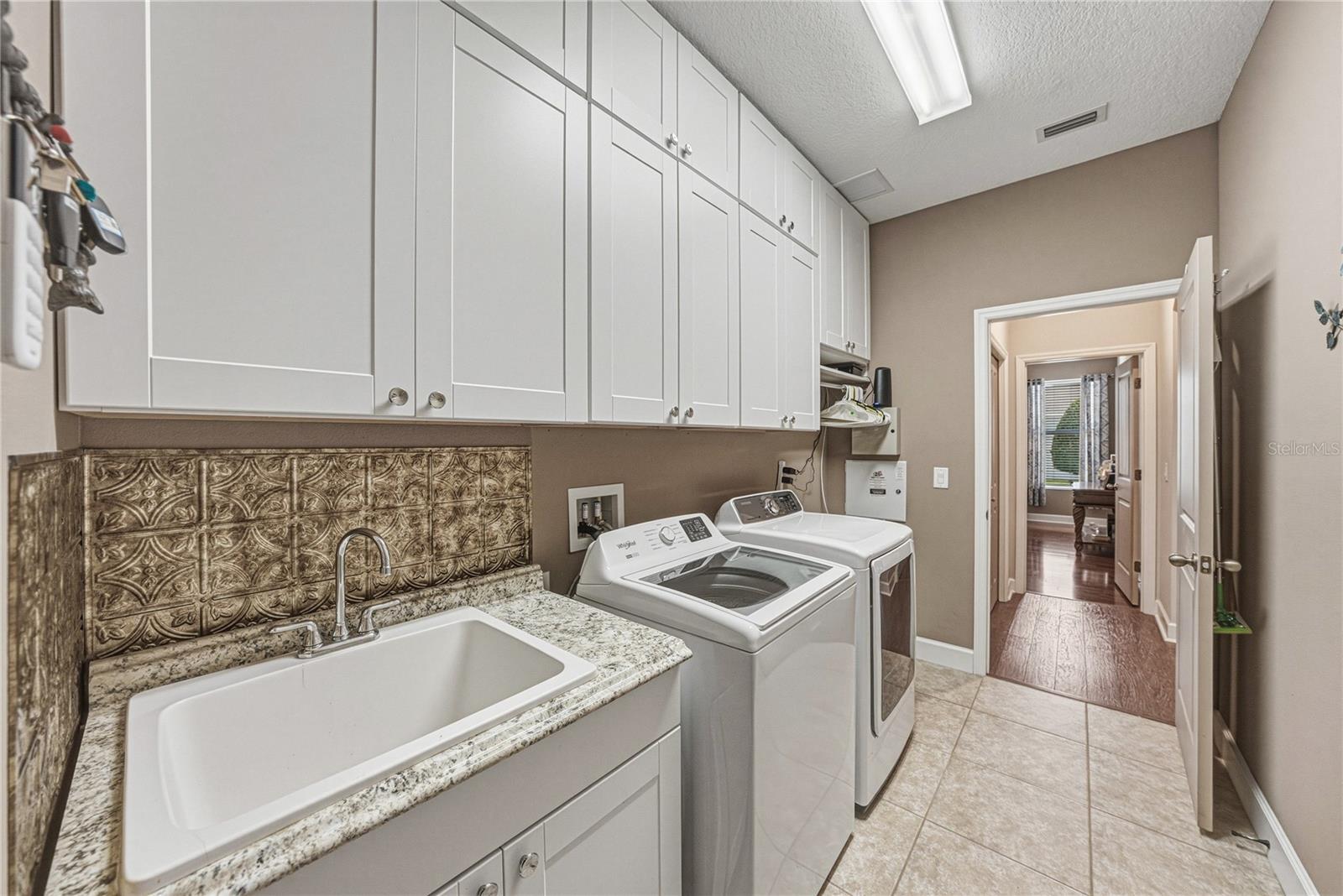 WALDEN POINTE - Residential