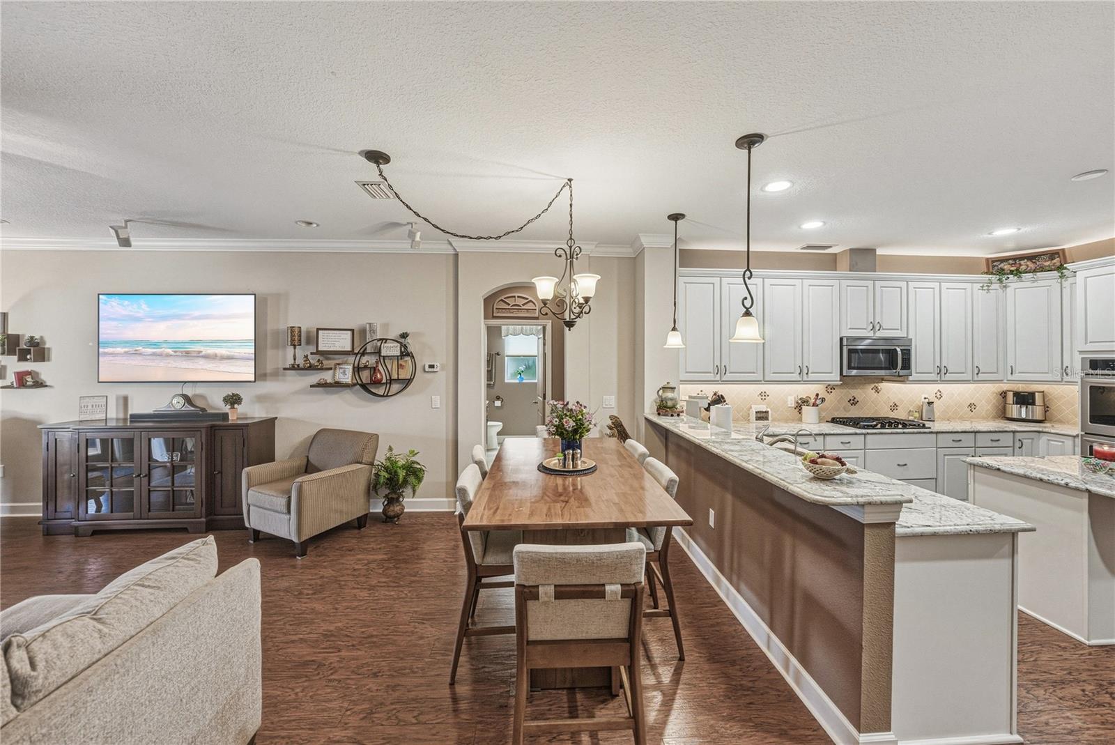 WALDEN POINTE - Residential
