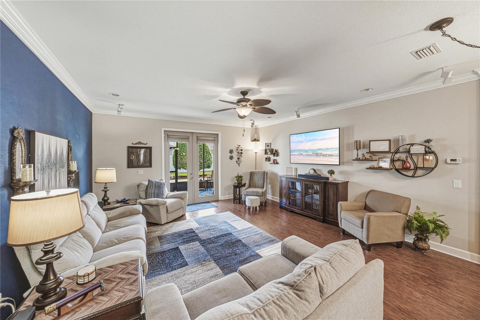 WALDEN POINTE - Residential