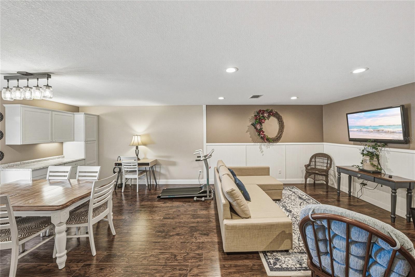 WALDEN POINTE - Residential