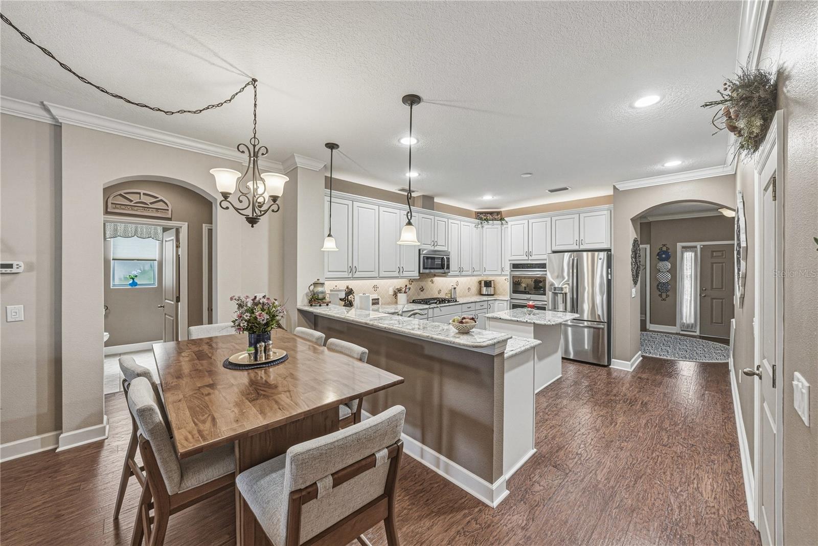 WALDEN POINTE - Residential