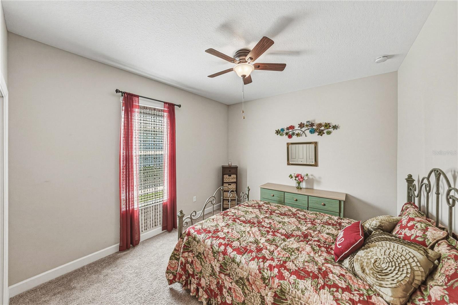 WALDEN POINTE - Residential