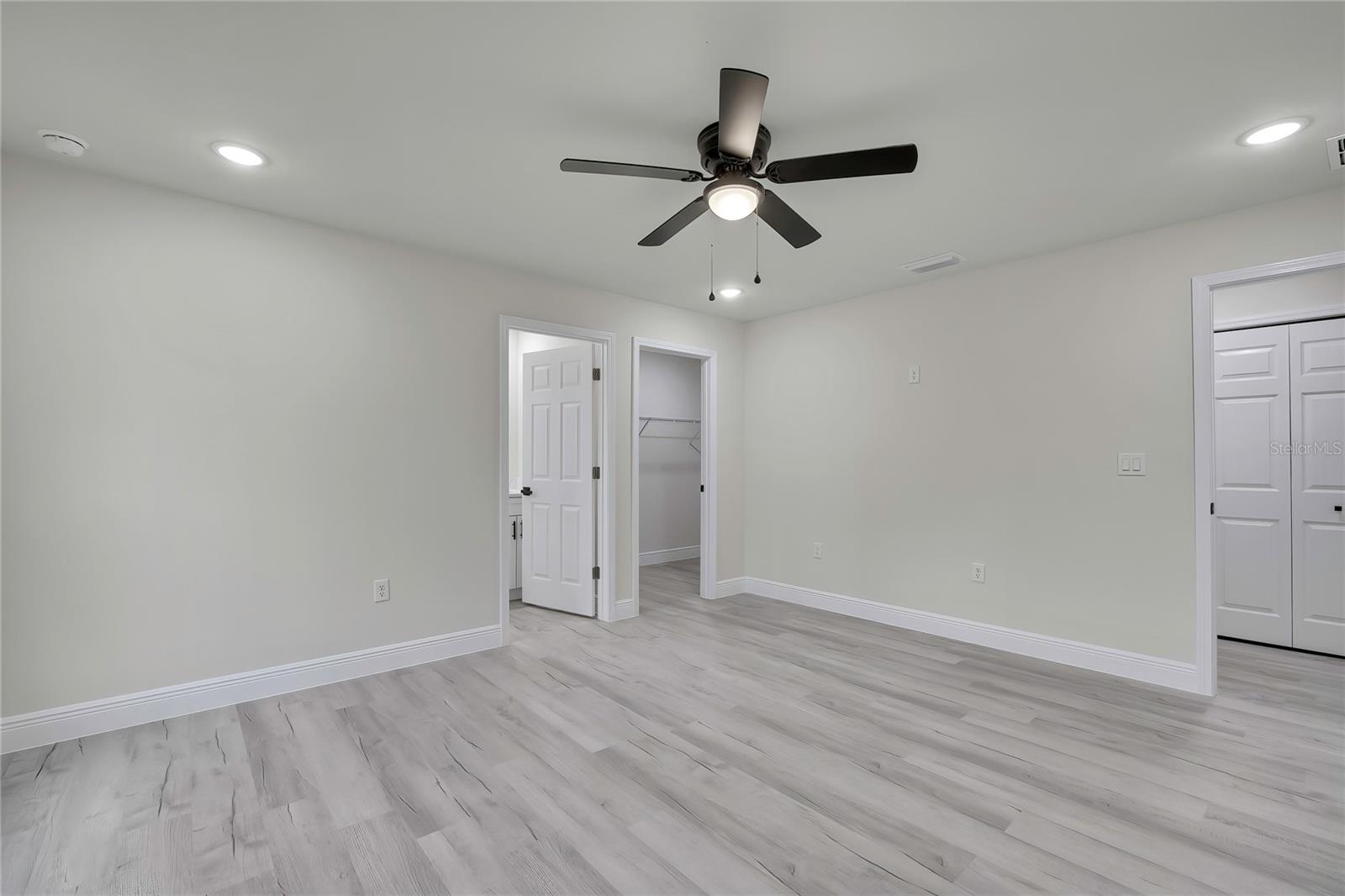 CITRUS SPGS UNIT 09 - Residential