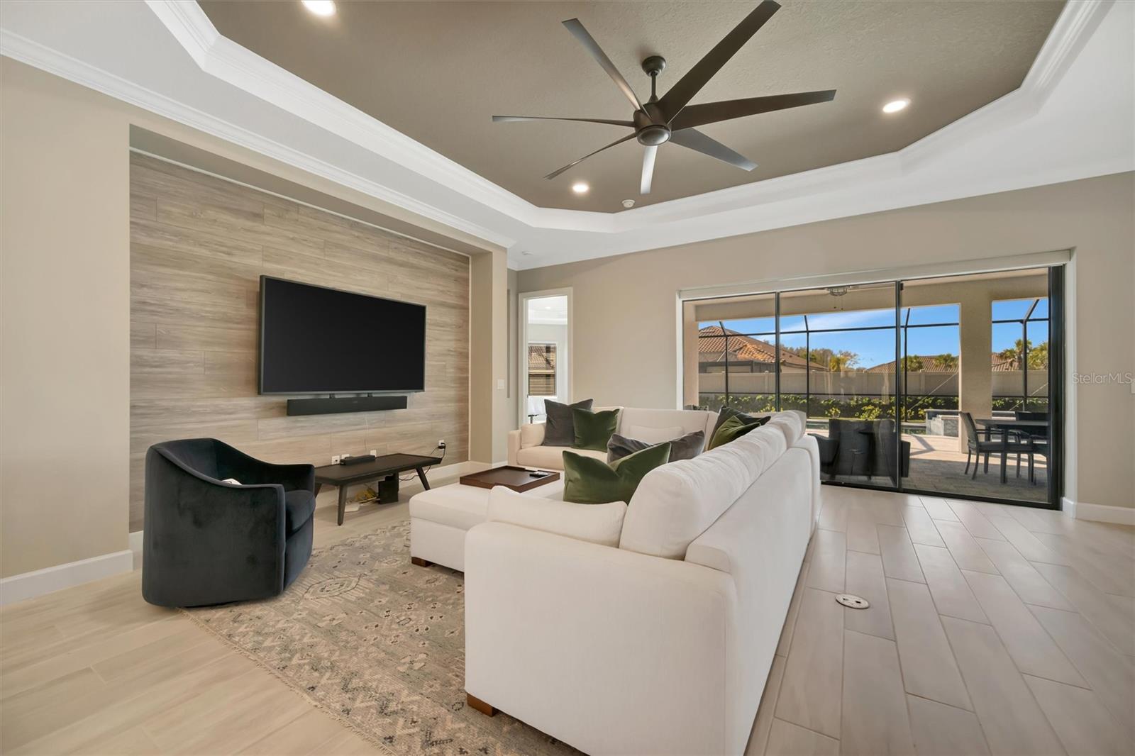 ESPLANADE NORTH AT ARTISAN LAKES SUBPH I - Residential