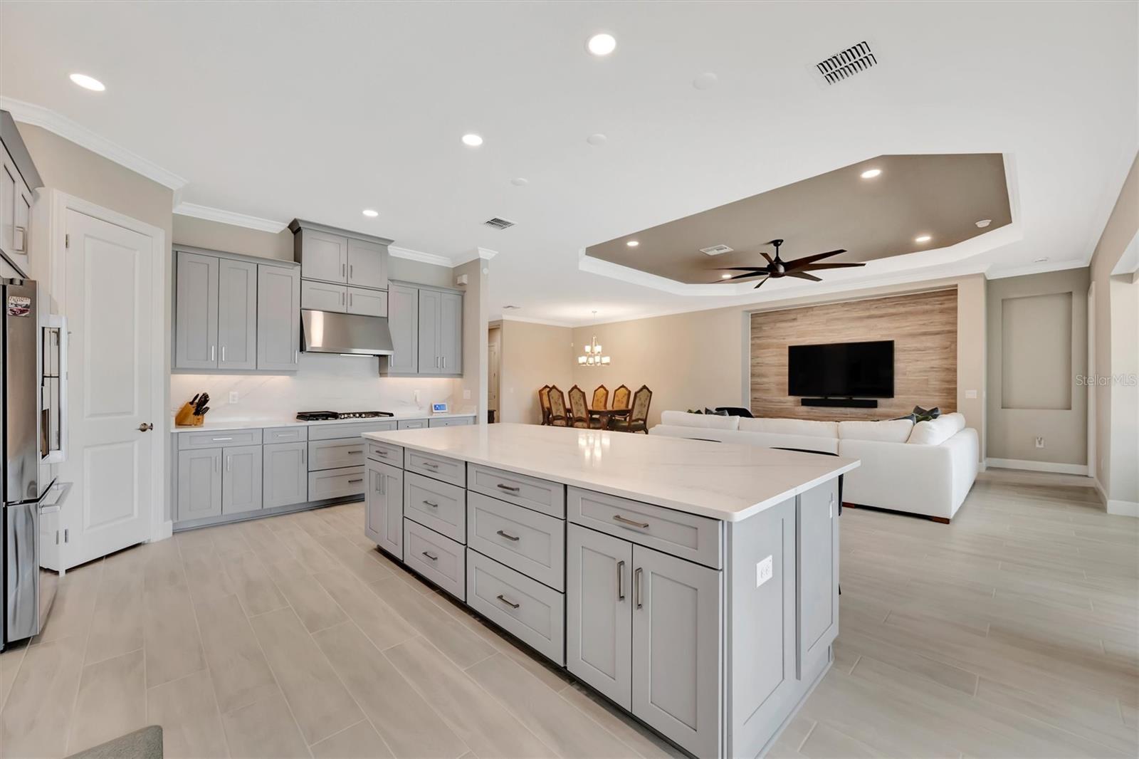 ESPLANADE NORTH AT ARTISAN LAKES SUBPH I - Residential