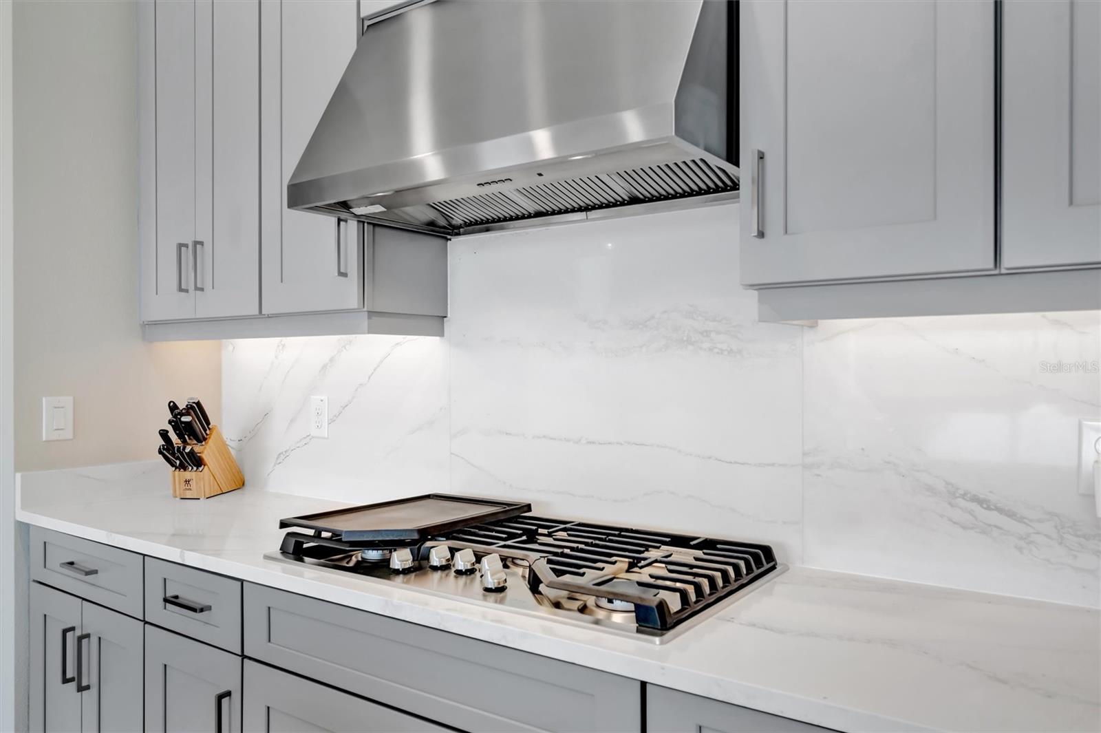 ESPLANADE NORTH AT ARTISAN LAKES SUBPH I - Residential