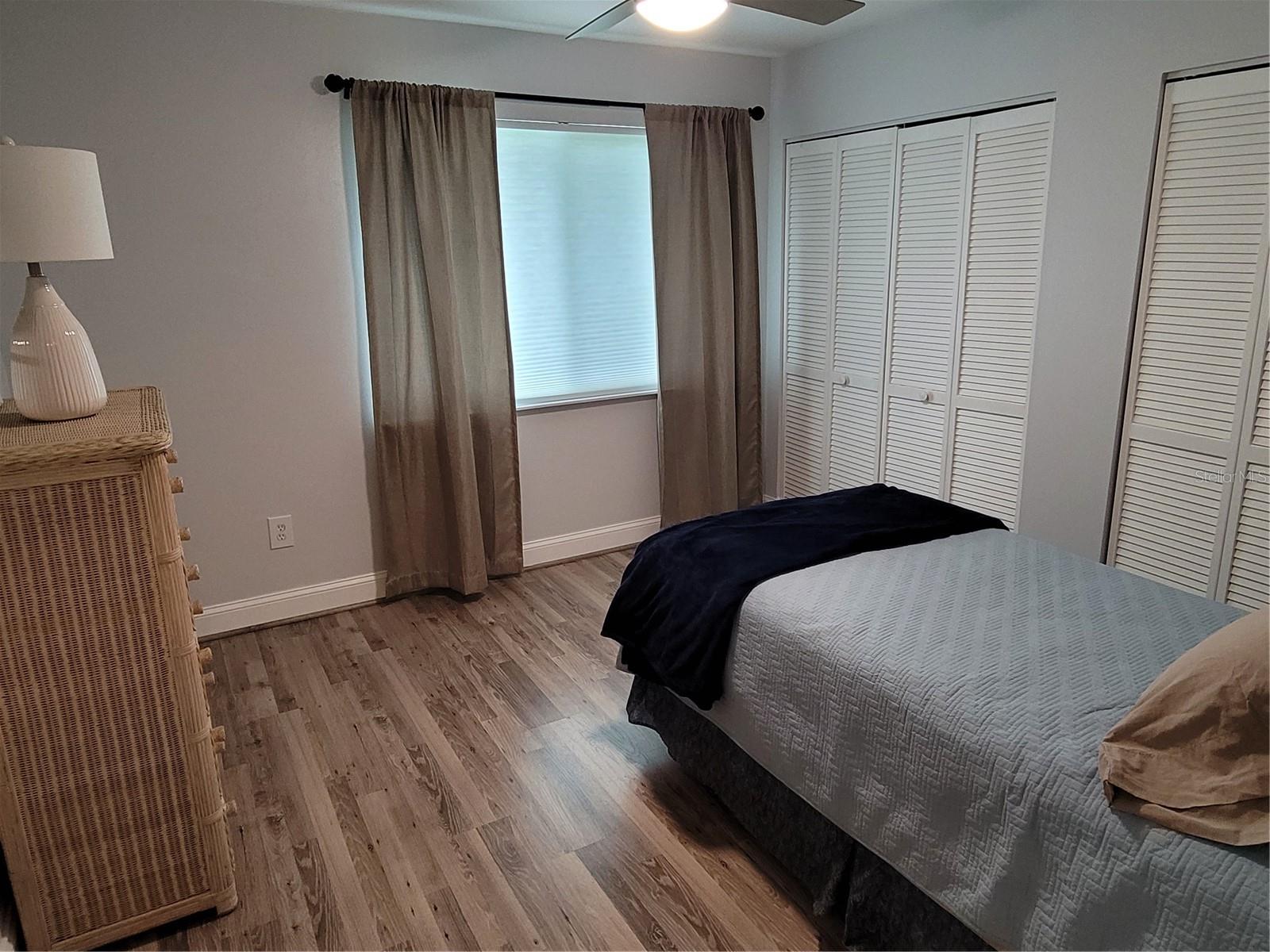 WATERWAYS PH 01 - Residential Lease