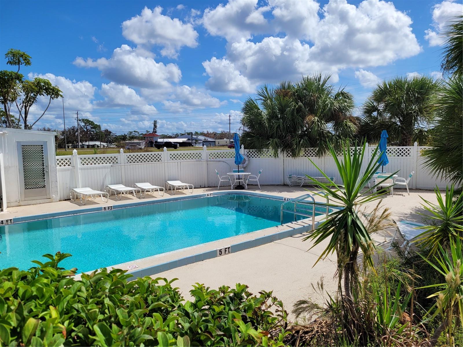 WATERWAYS PH 01 - Residential Lease