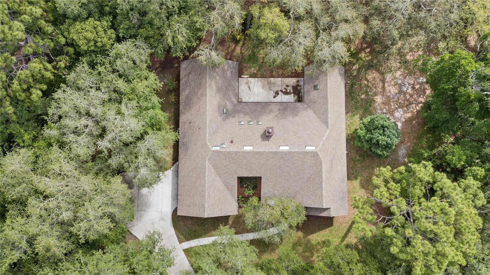137 HICKORY RIDGE CIRCLE