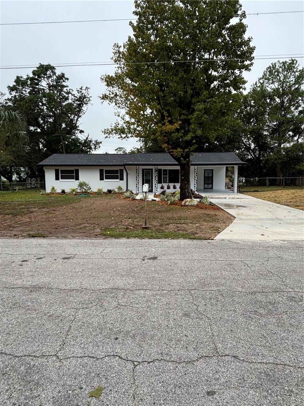 Photo of 2818 NE 25th Court, Ocala, FL 34470 (MLS # OM711860)