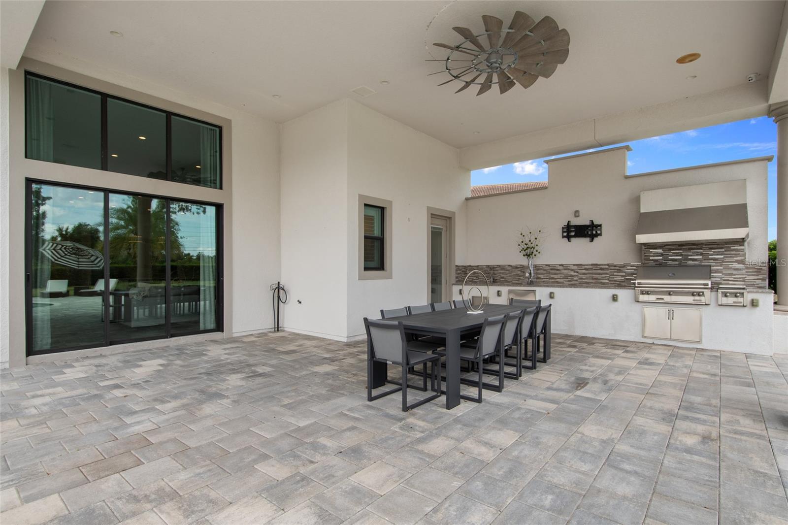 CASABELLA PH 2 - Residential