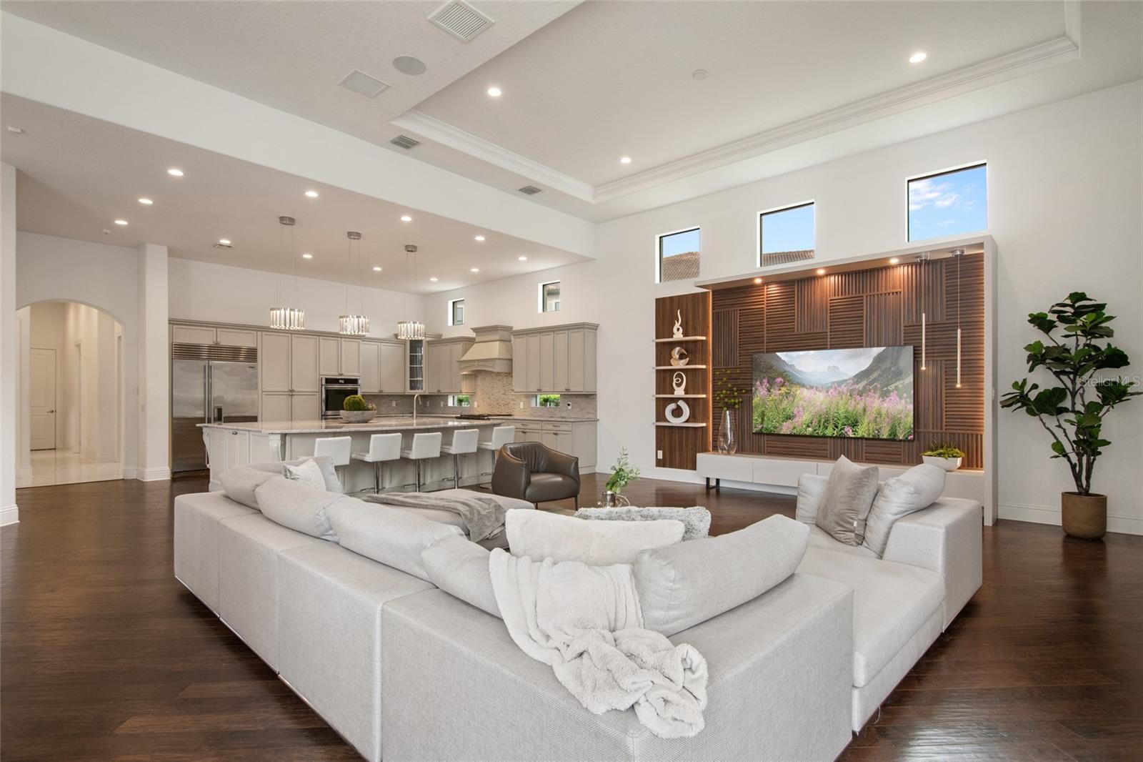 CASABELLA PH 2 - Residential