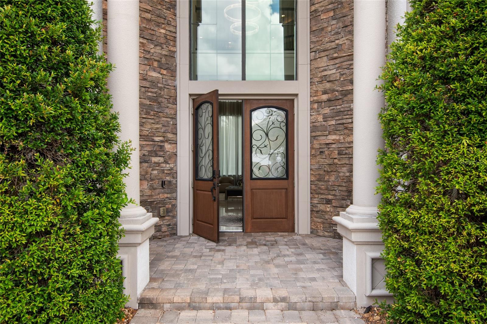 4077 ISABELLA CIRCLE
