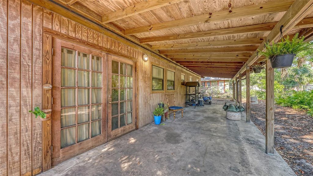 Photo of 4122 Old Bradenton Road, Sarasota, FL 34234 (MLS # A4653747)