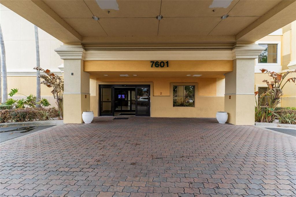 Photo of 7601 Canada Avenue #408, Orlando, FL 32819 (MLS # S5145380)