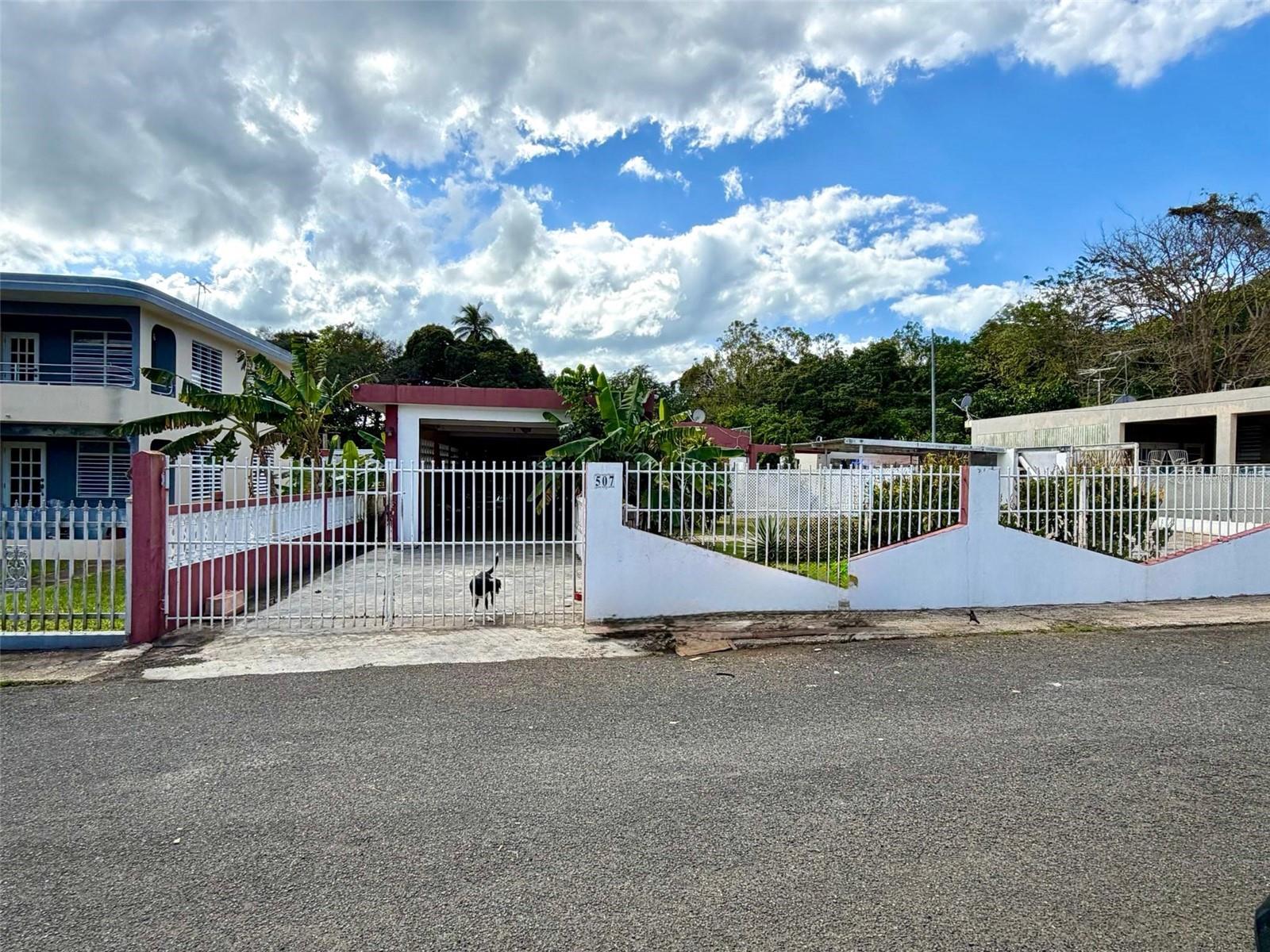 URB ATENAS - Residential Income