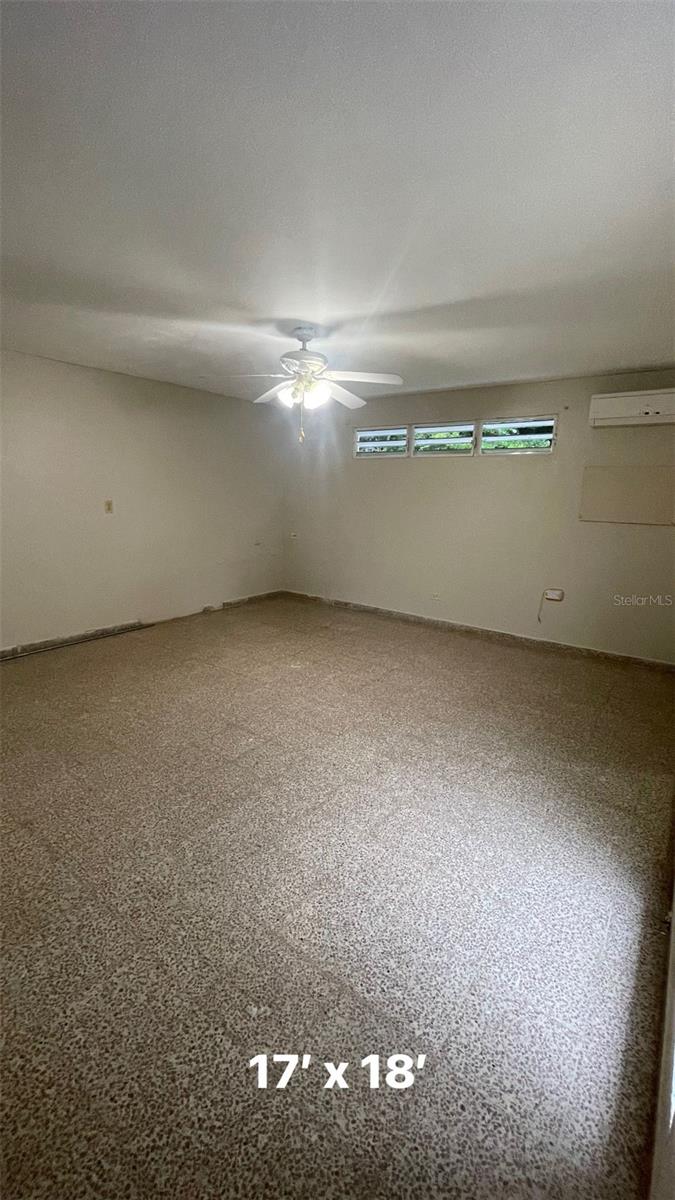URB ATENAS - Residential Income