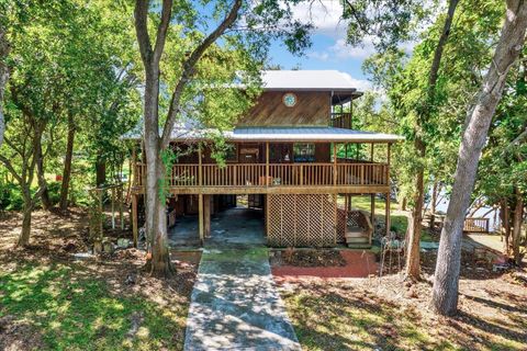 3300 N PERRY AVENUE TAMPA FL 33603