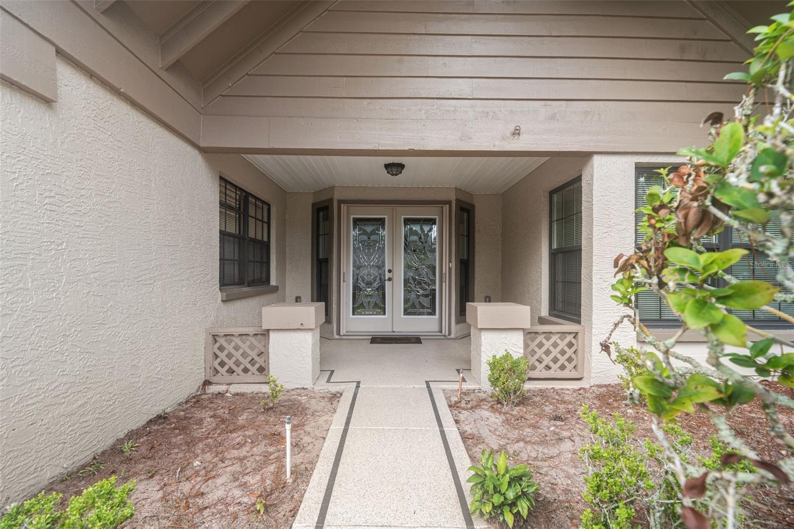 6090 ELCONA COURT