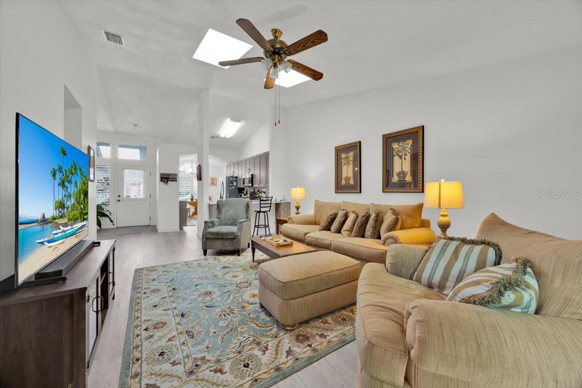 DEER CREEK VILLAGE SEC 04 - Residential Lease