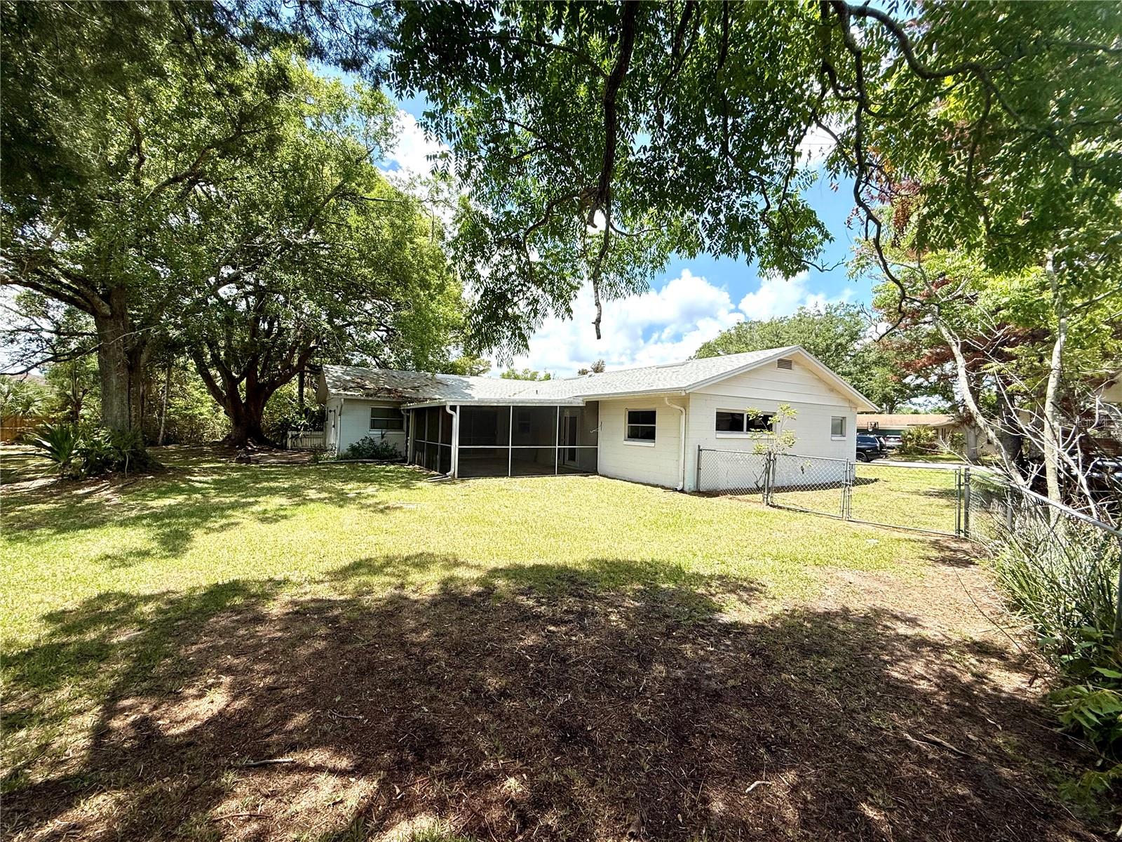 WINTER PARK PINES MERRIE OAKS - Residential