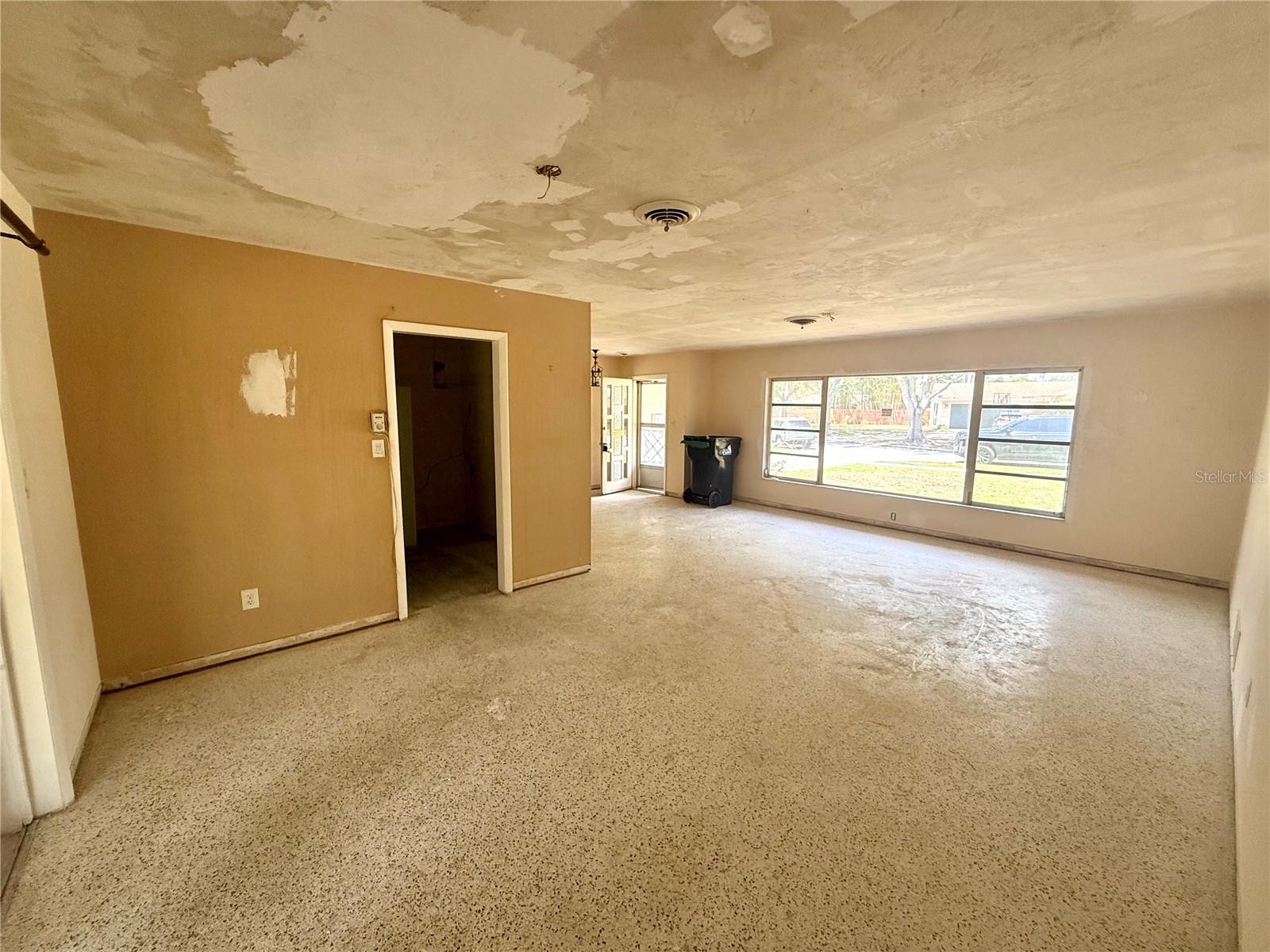 WINTER PARK PINES MERRIE OAKS - Residential