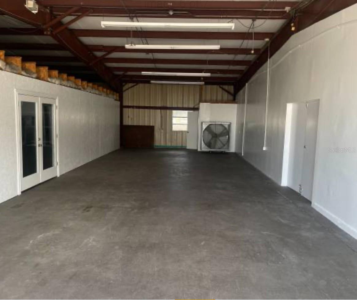 OLDSMAN FARM - Commercial Lease
