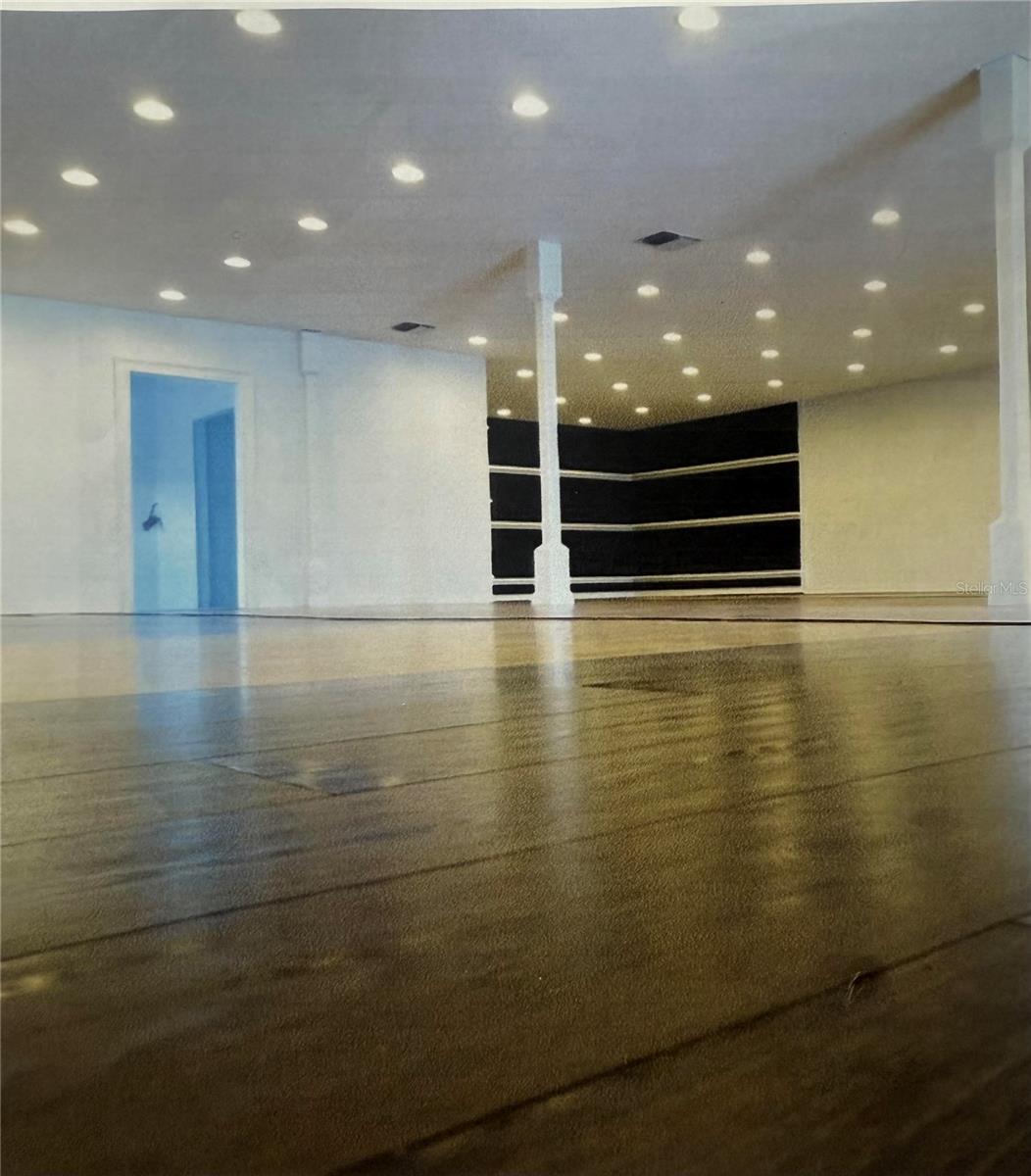 OLDSMAN FARM - Commercial Lease