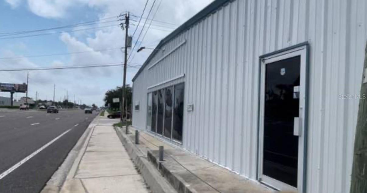 OLDSMAN FARM - Commercial Lease