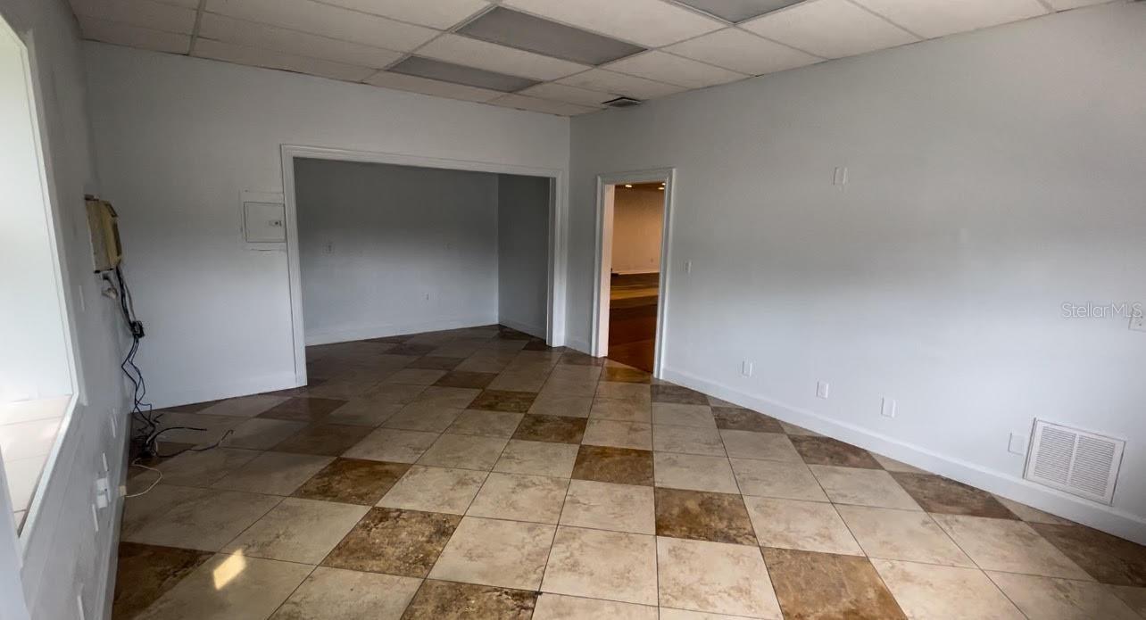 OLDSMAN FARM - Commercial Lease