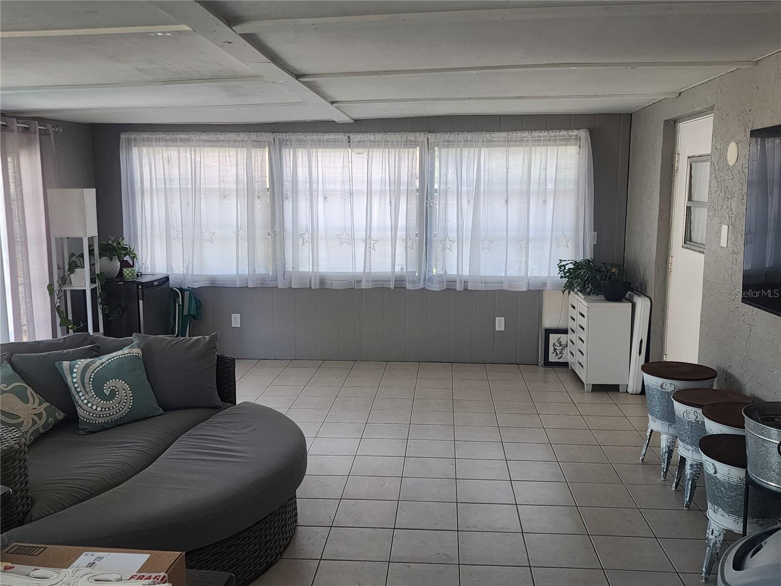 AVION OF - Residential