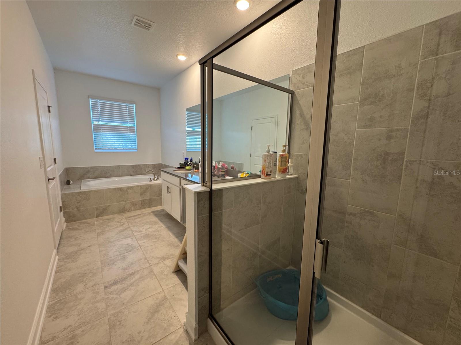 STOREY PARK - Residential Lease