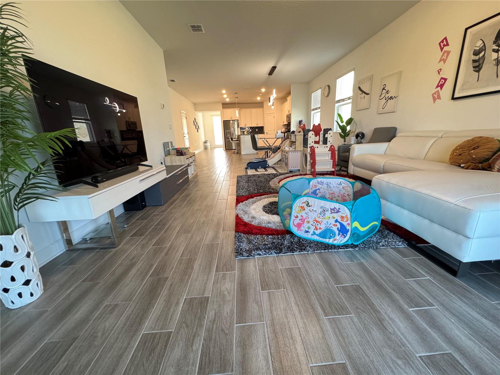 STOREY PARK - Residential Lease