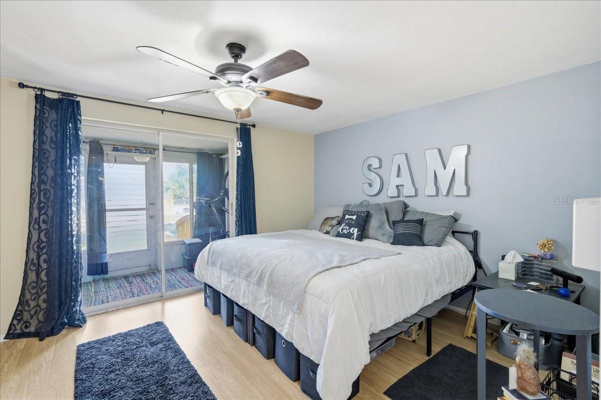 GARDENS BEACON SQUARE CONDO - Residential