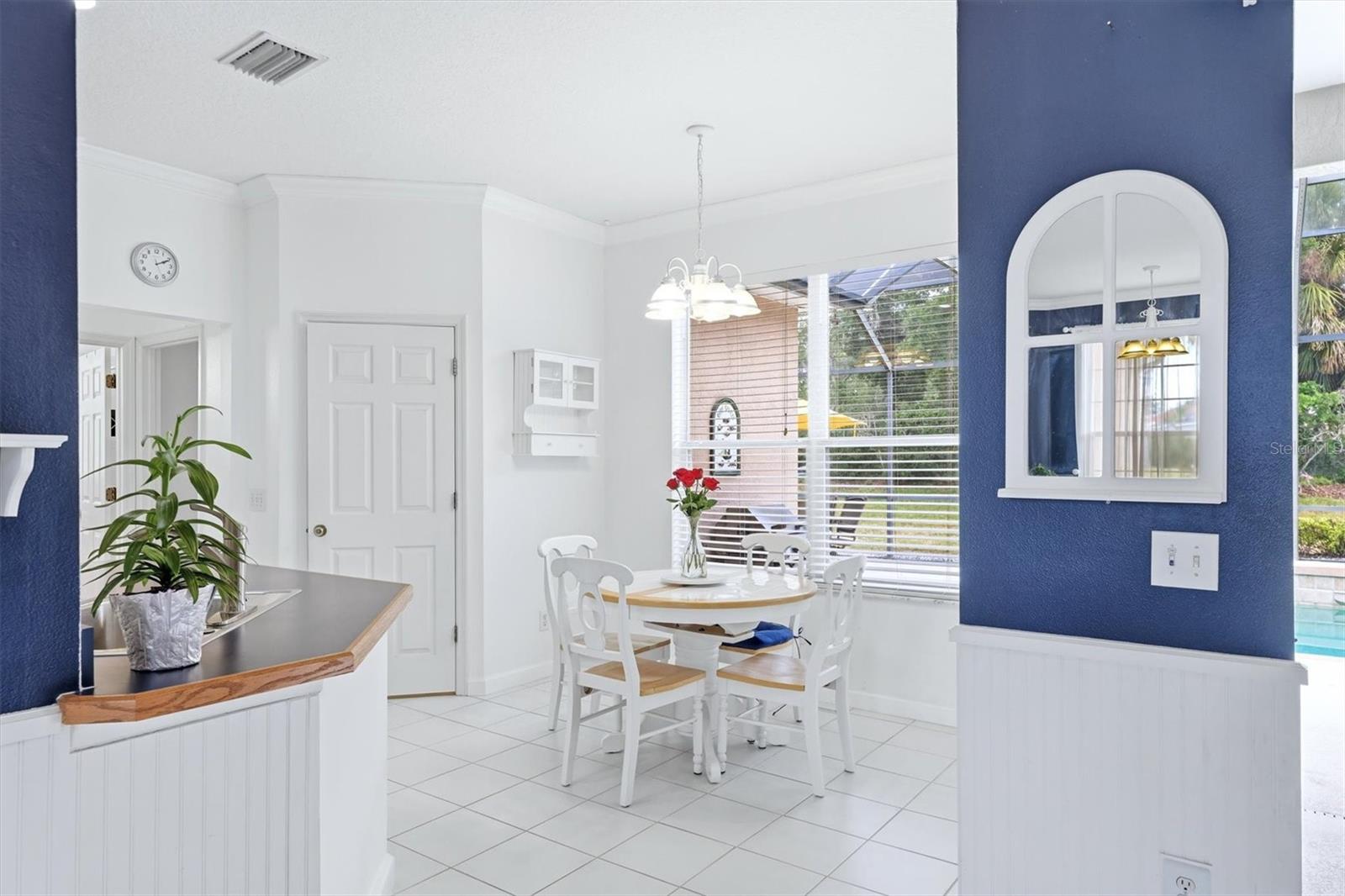 WELLINGTON CHASE - Residential