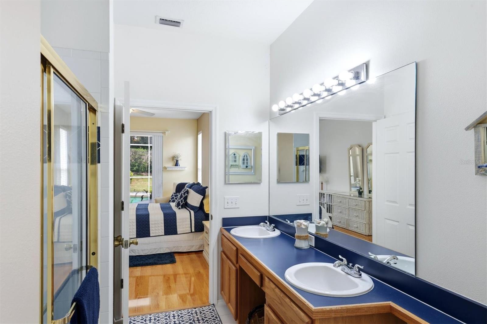 WELLINGTON CHASE - Residential