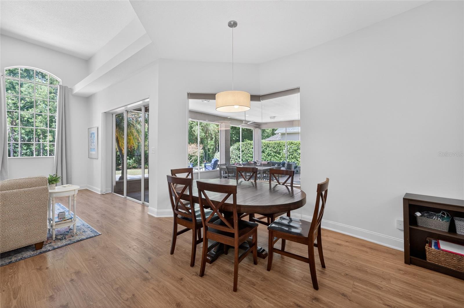 8712 TANTALLON CIRCLE