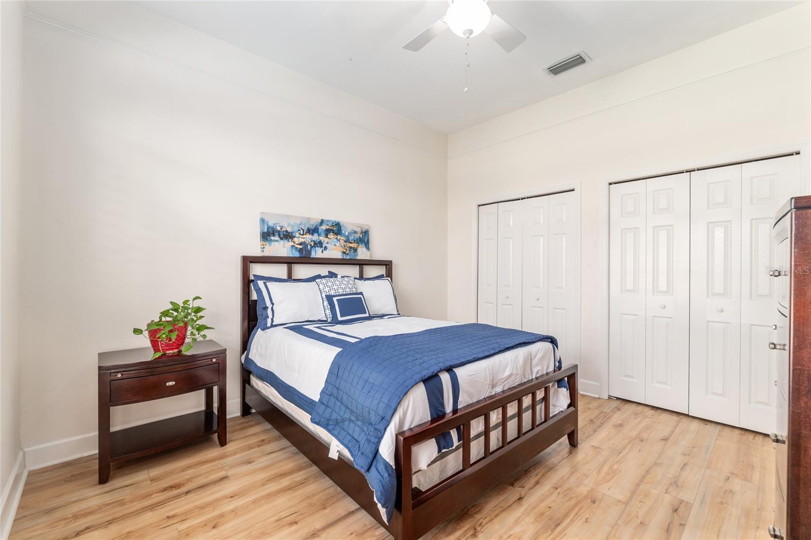 ABBEY GLEN - Residential