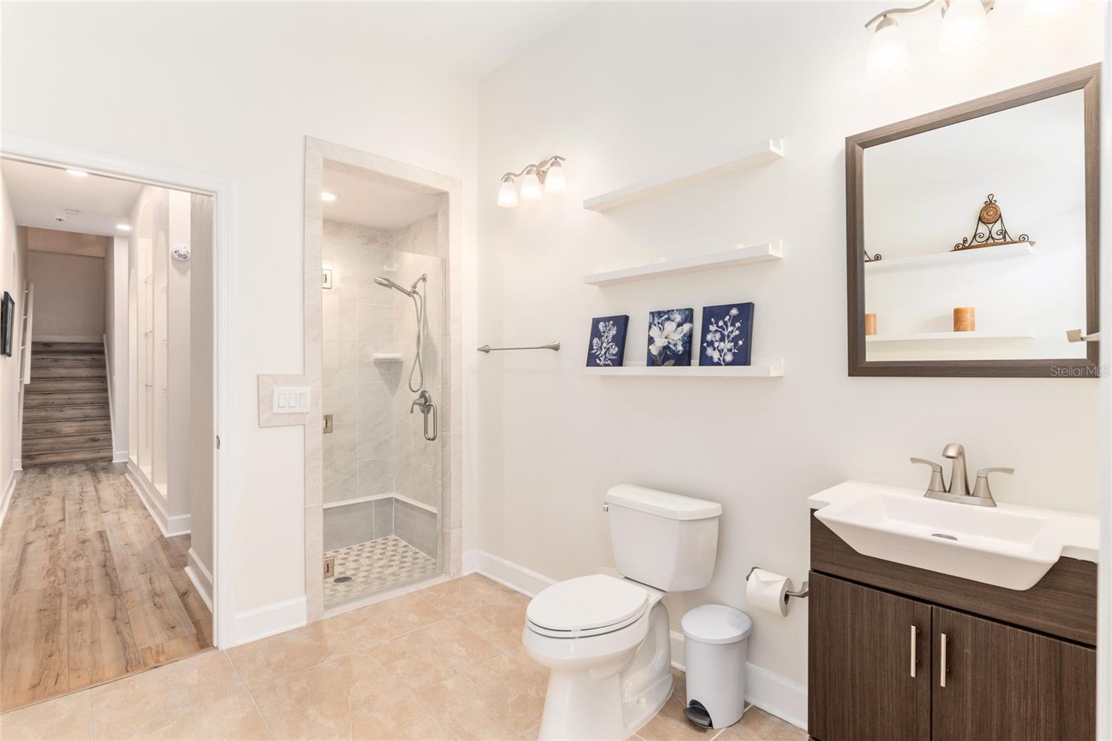 ABBEY GLEN - Residential