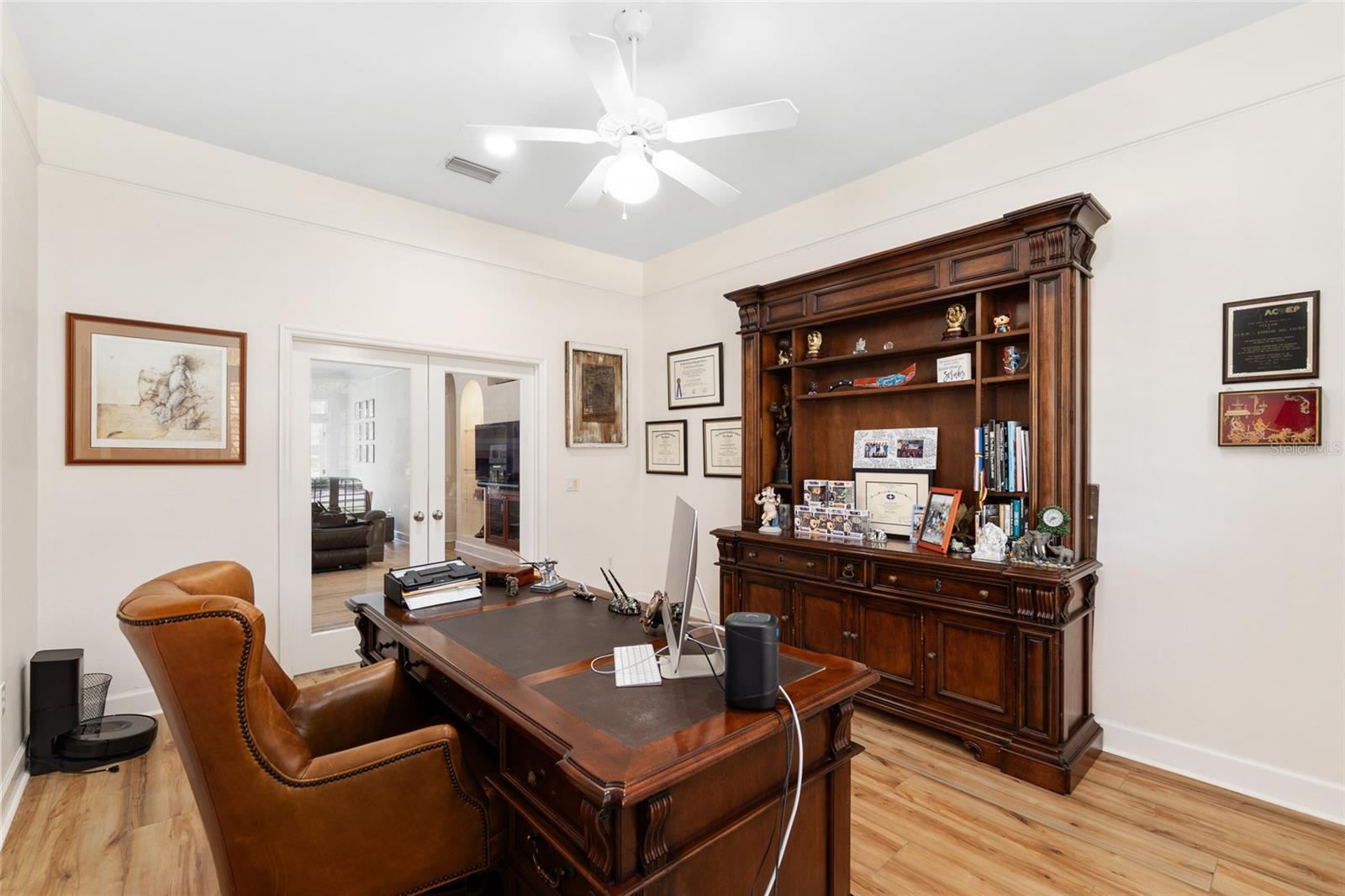 ABBEY GLEN - Residential