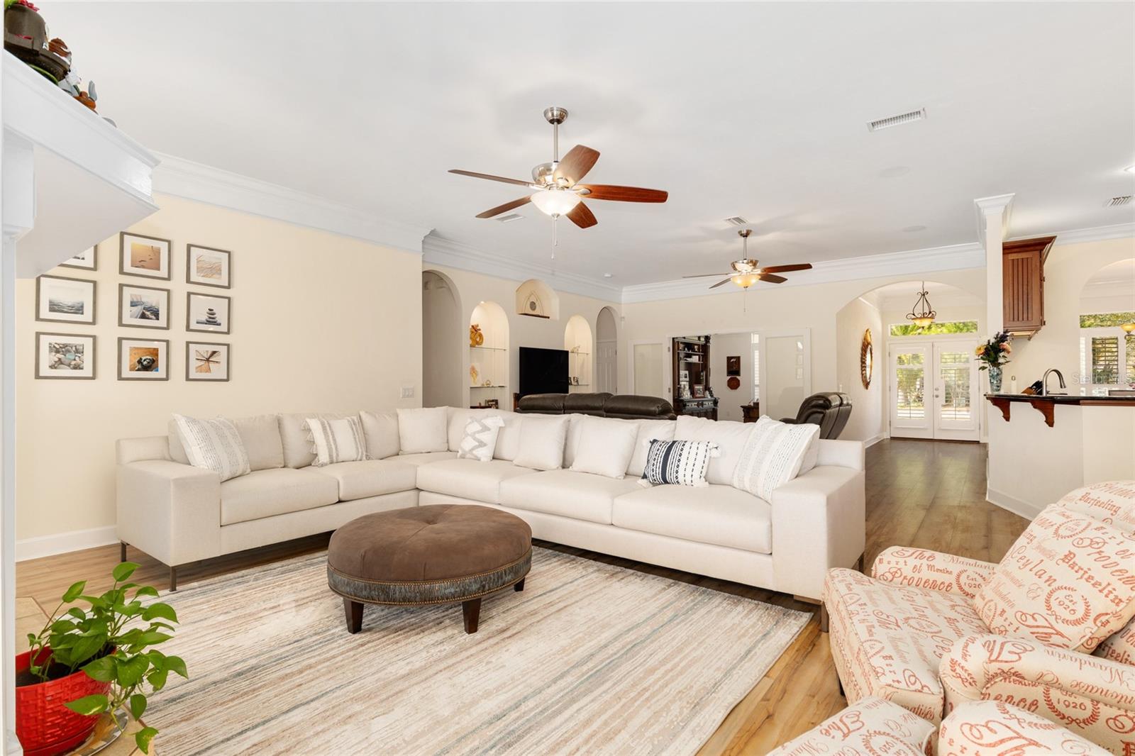 ABBEY GLEN - Residential