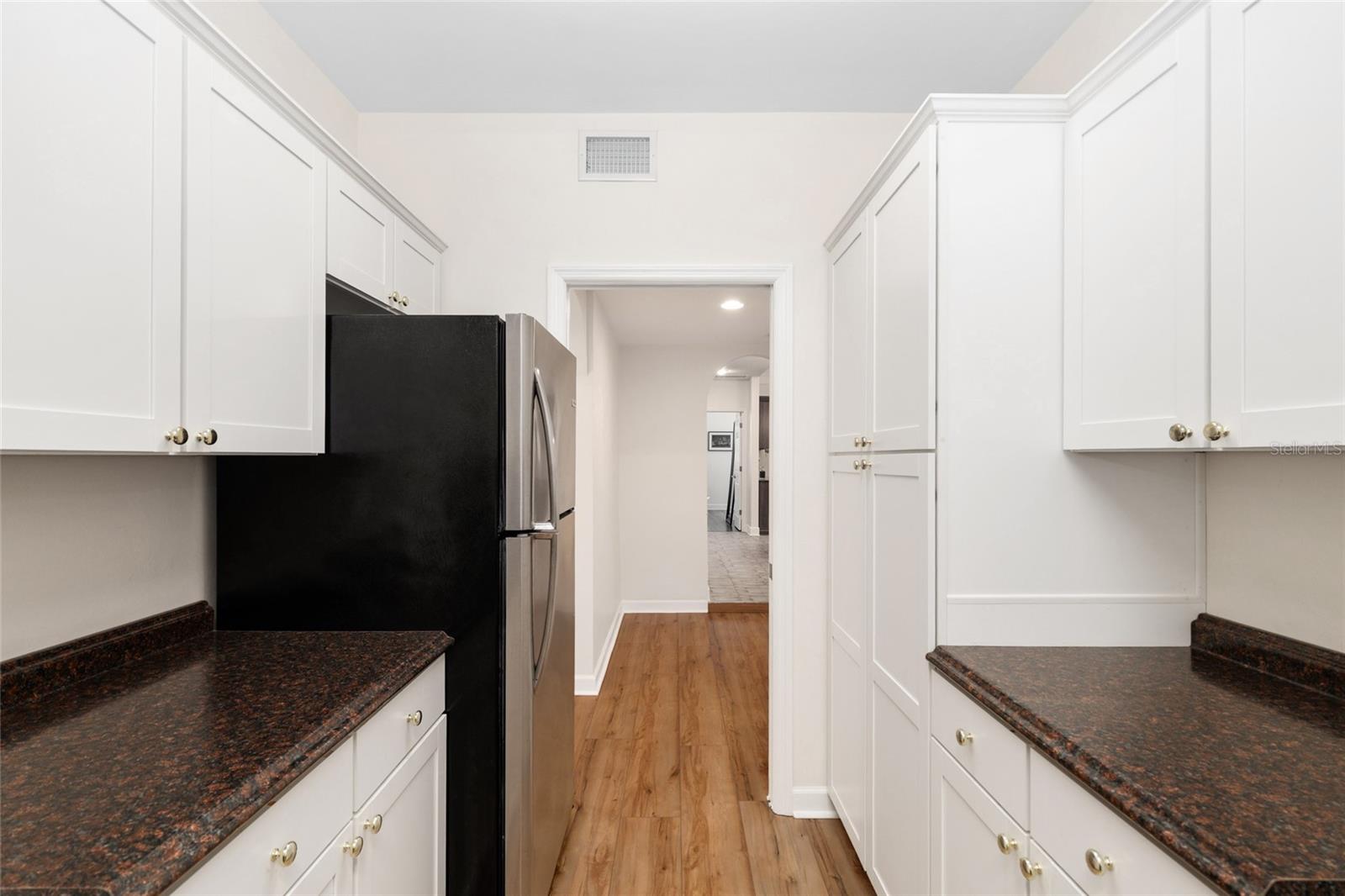 ABBEY GLEN - Residential