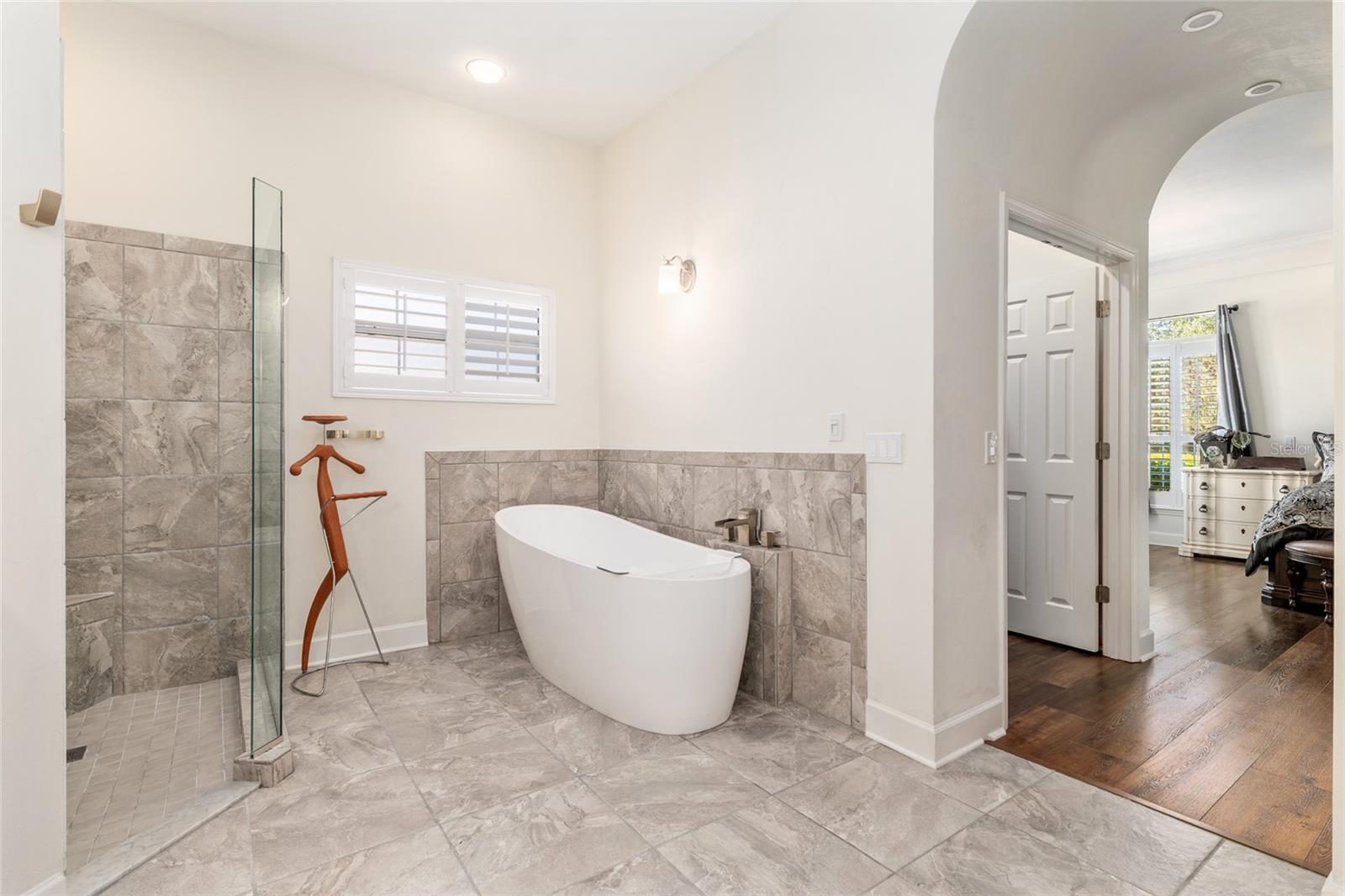 ABBEY GLEN - Residential