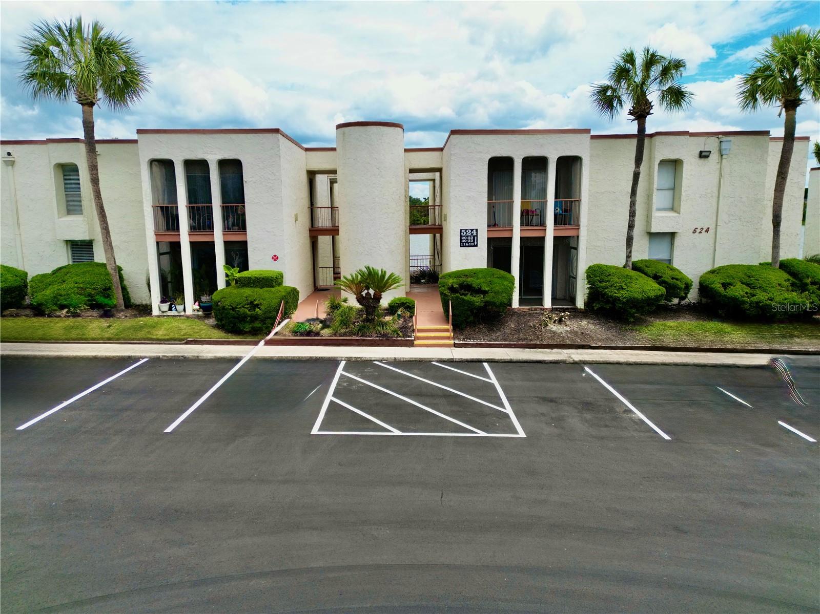 ROYAL ARMS CONDO - Residential