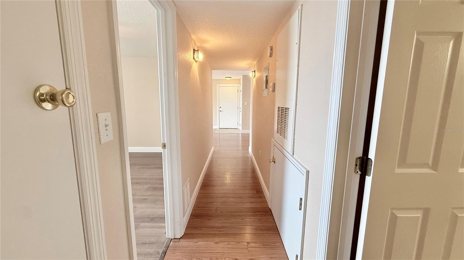 ROYAL ARMS CONDO - Residential