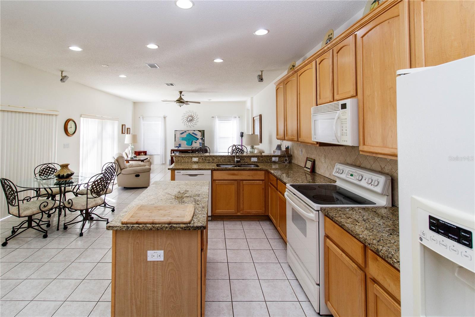 KEY VISTA PH 01 - Residential