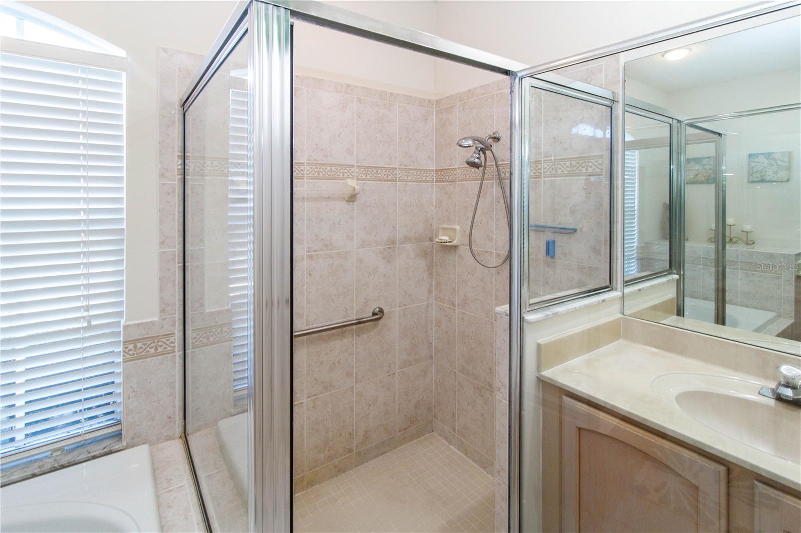 KEY VISTA PH 01 - Residential