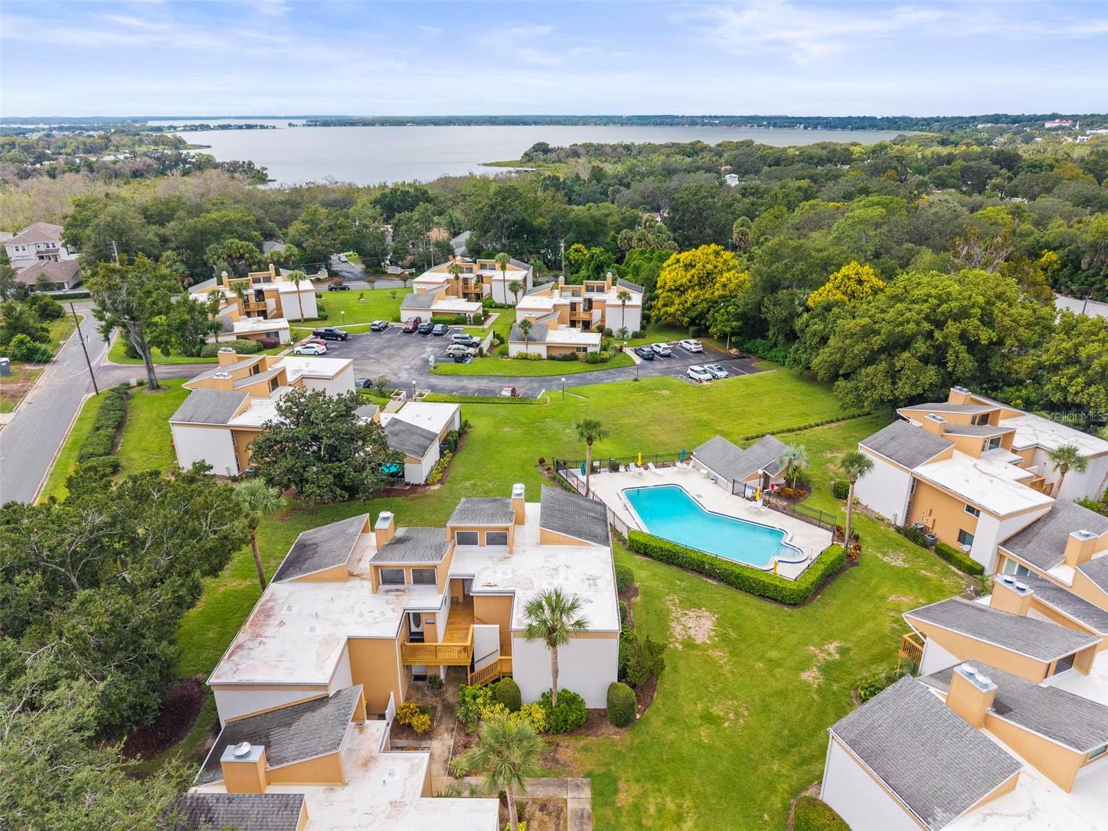 MOUNT DORA BUNKER HILL CONDO - Residential