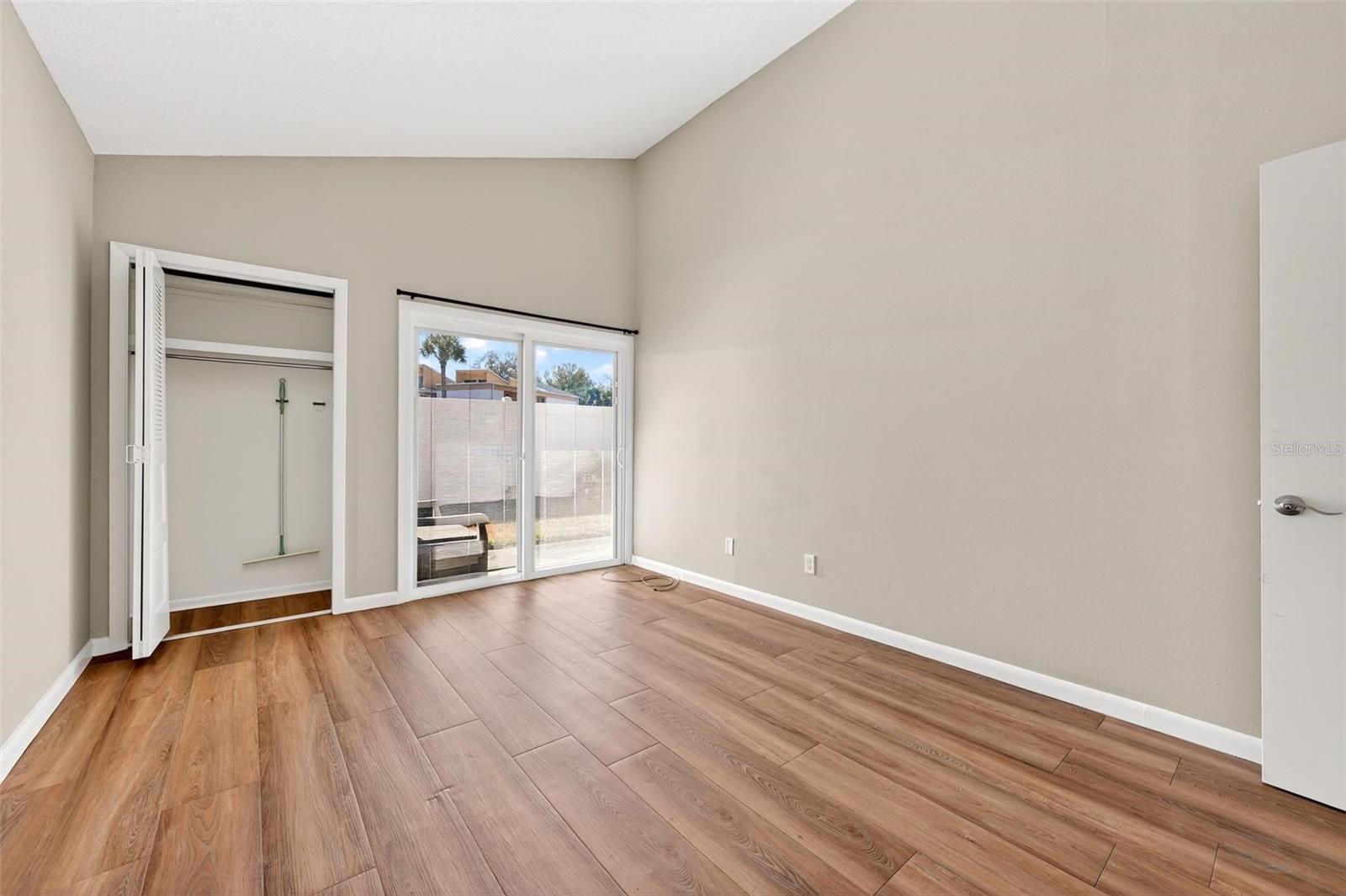 MOUNT DORA BUNKER HILL CONDO - Residential